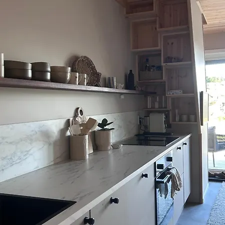 Micro-cabin In Royksundskanalen Feriehus