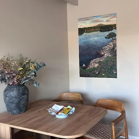 펜션 Micro-cabin In Royksundskanalen *